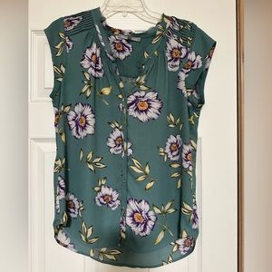 Daniel Rainn split neck floral blouse